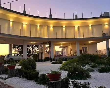 Marzamemi Rooms *